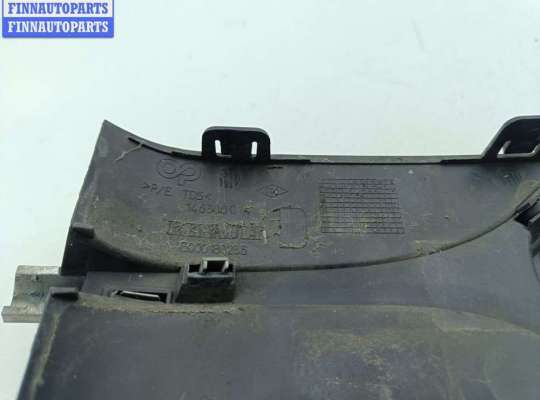 купить Рамка фары противотуманной правой на Renault Espace IV (2002-2014)