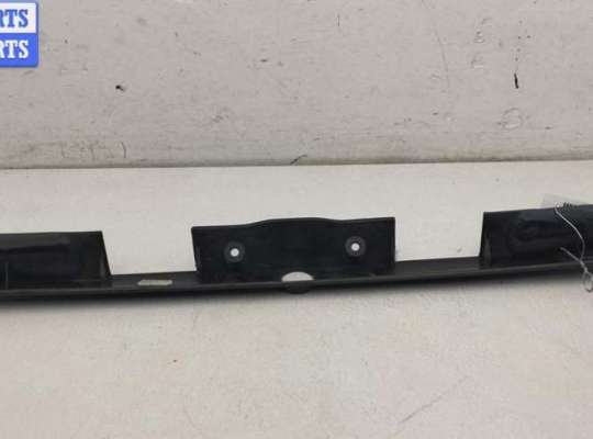 купить Накладка подсветки номера на BMW 3 E36 (1991-2000)