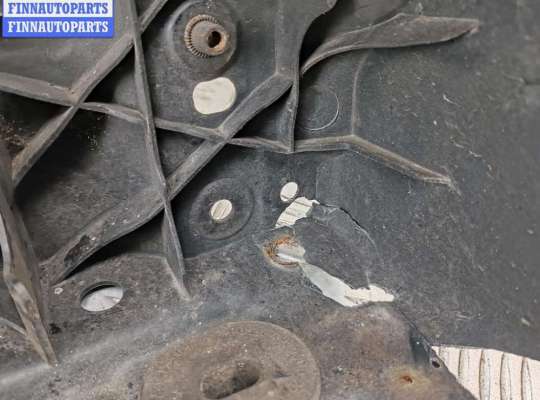 купить Рамка передняя (панель кузовная, телевизор) на Volkswagen Golf-5