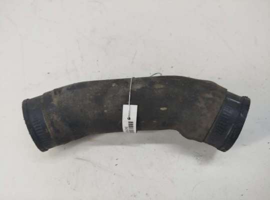 Купить Патрубок на Audi A4 B6 (2001-2004) Патрубок AU1402962 на Audi A4 B6 (2001-2004)