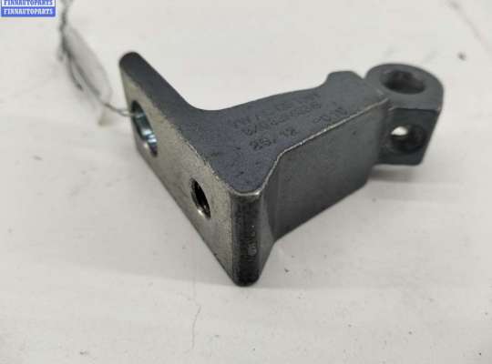 купить Петля двери передней левой на Audi Q3 8U (2011-2018)