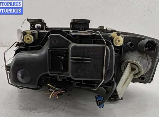 купить Фара правая на Audi A6 C5 (1997-2005)