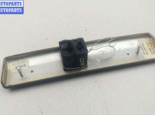 купить Накладка декоративная на торпедо на BMW 7 E38 (1994-2001)