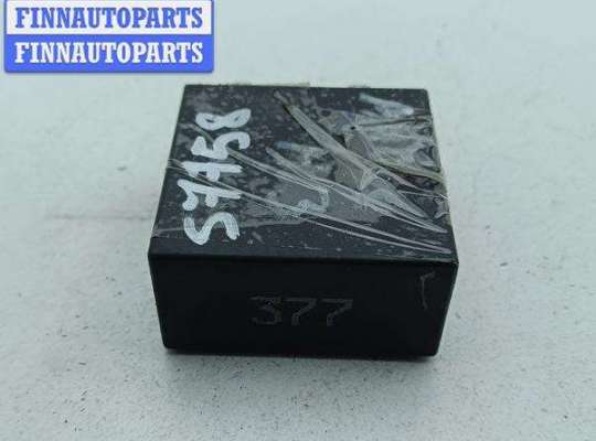 купить Реле стеклоочистителя (дворников) на Volkswagen Passat B5