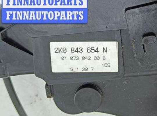 купить Замок двери сдвижной правый на Volkswagen Caddy (2004-2010)