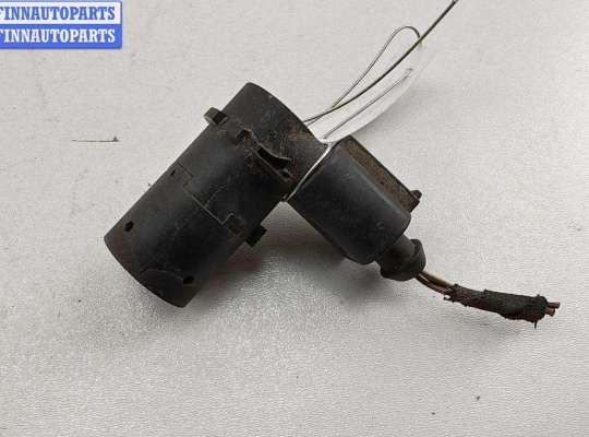 Датчик парковки (парктроник) задний AU1716537 на Audi A6 C5 (1997-2005)