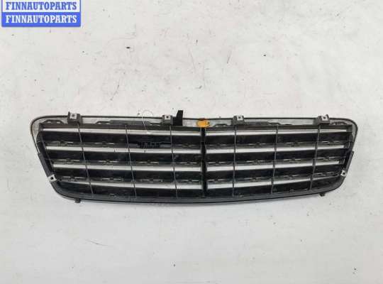 купить Решетка радиатора на Mercedes C-Class W203 (2000-2006)