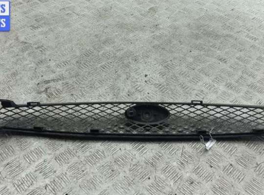 купить Решетка радиатора на Ford Focus I (1998-2005)