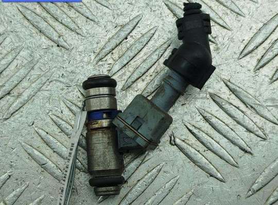 купить Форсунка топливная на Fiat Stilo