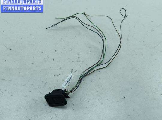 купить Кнопка стеклоподъемника переднего правого на Volkswagen Transporter T4