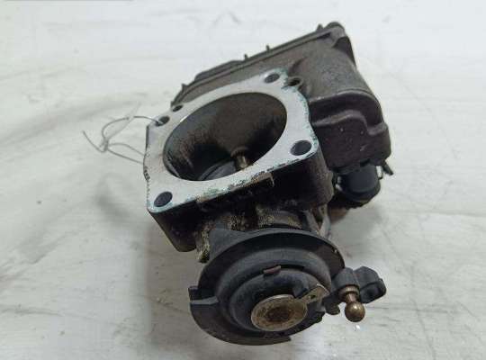 купить Заслонка дроссельная на Volkswagen Passat B5