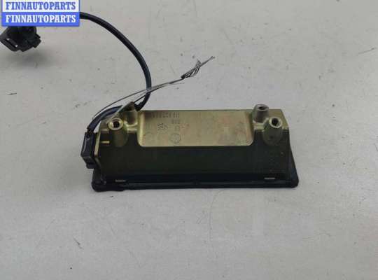 купить Кнопка открывания багажника на Volkswagen Bora