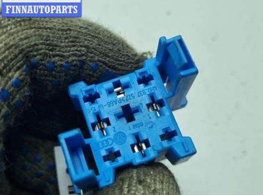 купить Разъем (фишка) проводки на Volkswagen Golf-6