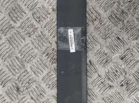 купить Молдинг двери задней правой на Audi A4 B6 (2001-2004)