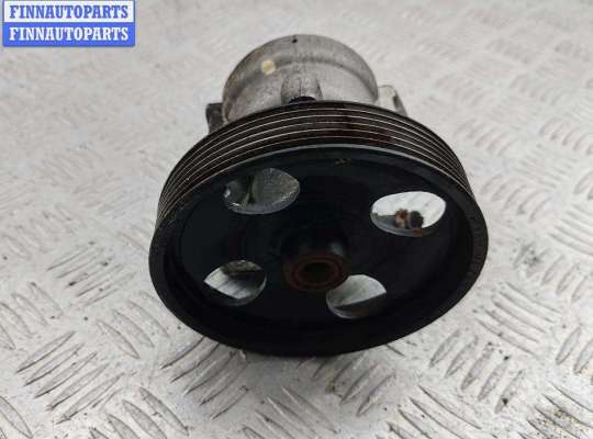 Купить Насос гидроусилителя руля на Renault Laguna II (2001-2007) Насос гидроусилителя руля RN1526558 на Renault Laguna II (2001-2007)