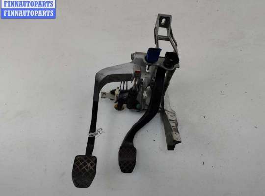 Узел педальный AU1723335 на Audi A6 C5 (1997-2005)