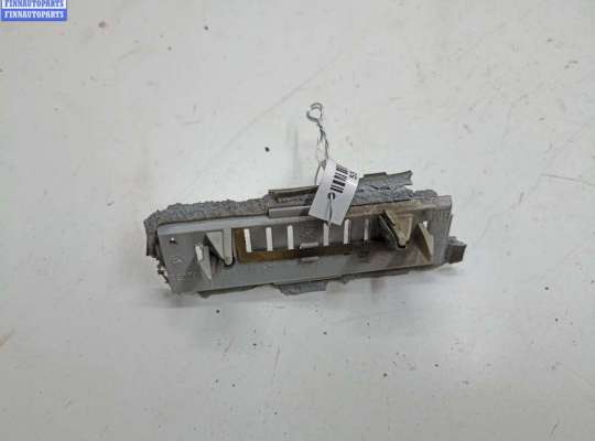 Планка подсветки номера на Opel Zafira A