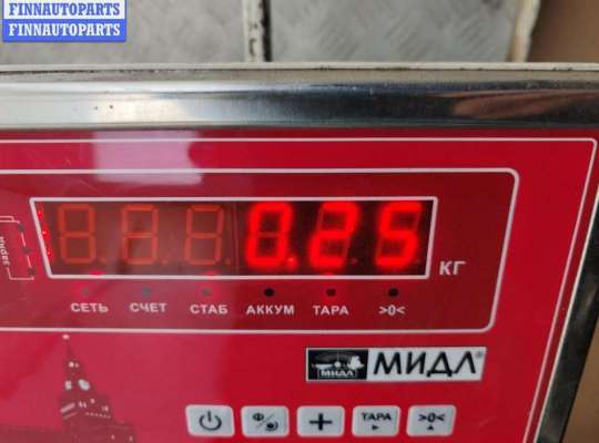 купить Молдинг двери передней левой на Peugeot 308 T7 (2007-2013)