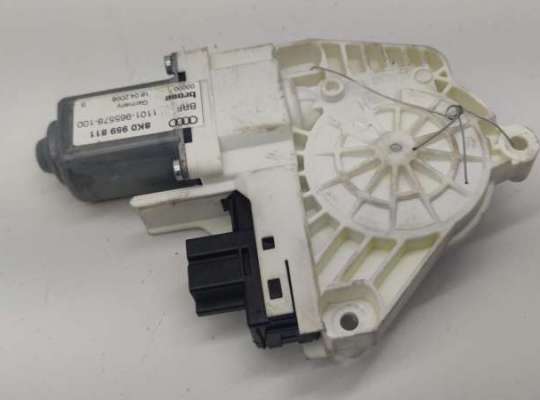 купить Моторчик стеклоподъемника задний левый на Audi A4 B8 (2007-2015)