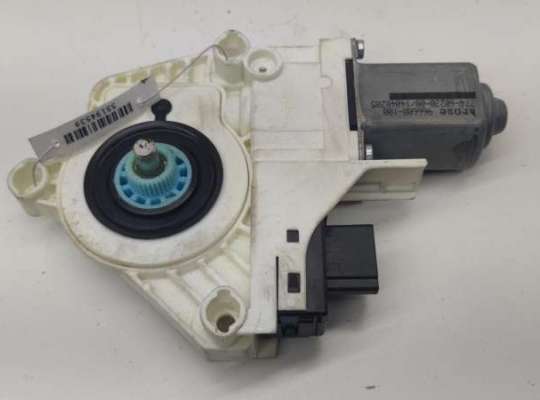 купить Моторчик стеклоподъемника задний левый на Audi A4 B8 (2007-2015)