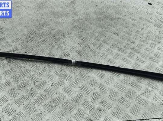 купить Молдинг лобового стекла на Audi A4 B7 (2004-2008)