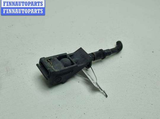 купить Форсунка омывателя на Volkswagen Passat B5