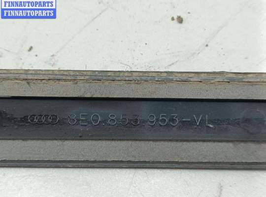 купить Молдинг двери передней левой на Audi A4 B6 (2001-2004)