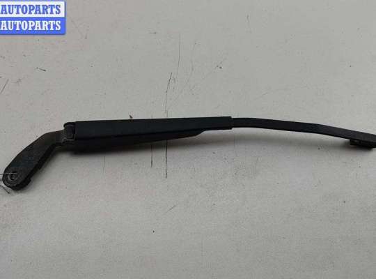 купить Щеткодержатель (поводок стеклоочистителя) задний на Volkswagen Golf-3