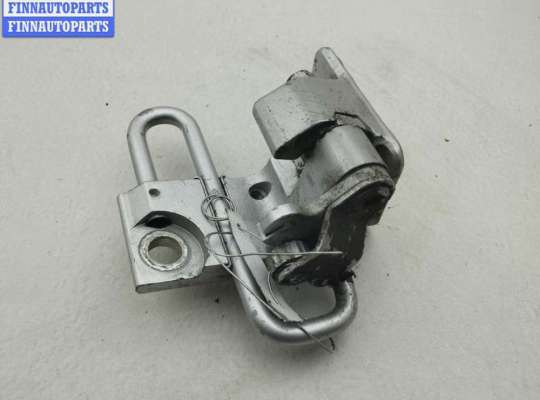 Петля двери на Volkswagen Passat B6 (3C)