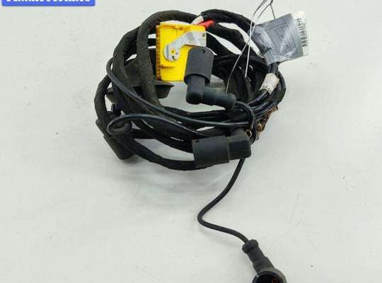 Купить Проводка бампера заднего на BMW 5 E39 (1995-2003) Проводка бампера заднего BM3588420 на BMW 5 E39 (1995-2003)