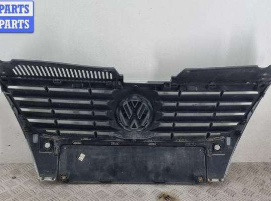 купить Решетка радиатора на Volkswagen Passat B6