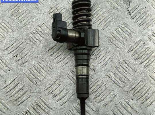Форсунка топливная VG2729928 на Volkswagen Passat B6