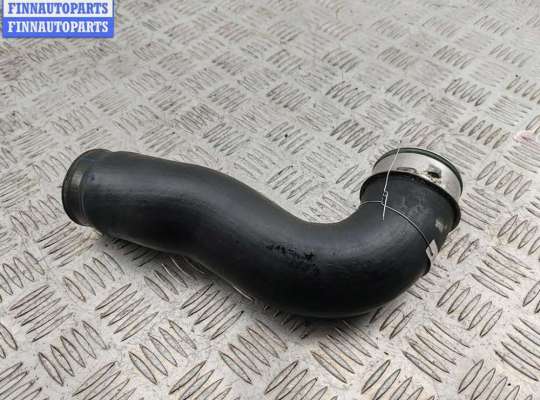 купить Патрубок интеркулера на Volkswagen Passat B6