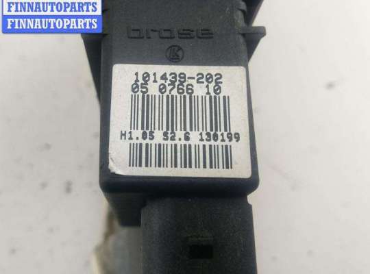 купить Моторчик стеклоподъемника задний левый на Volkswagen Golf-4