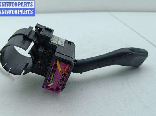купить Переключатель поворотов на Volkswagen Passat B5