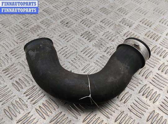 купить Патрубок интеркулера на Volkswagen Passat B6