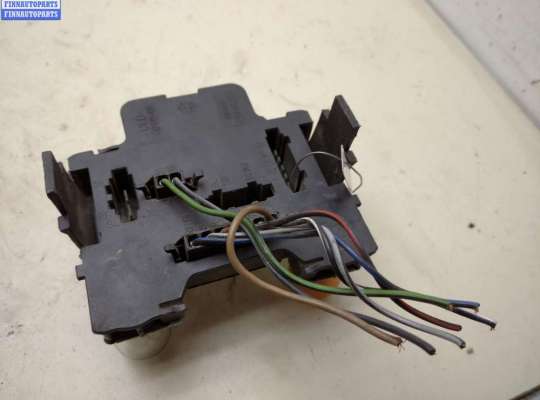 купить Плата фонаря заднего левого на Volkswagen Transporter T4