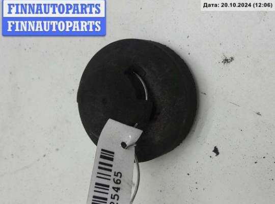 купить Кронштейн радиатора на Volkswagen Passat B5