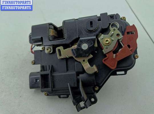 купить Замок двери задней правой на Audi A4 B6 (2001-2004)