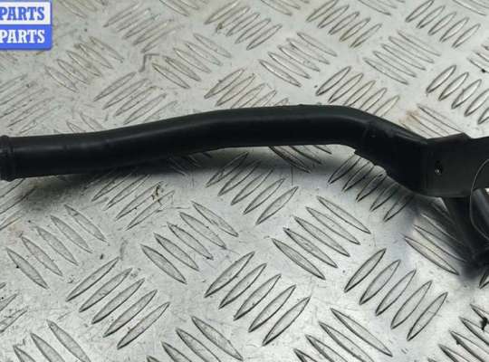 купить Трубка охлаждающей жидкости металлическая на Volkswagen Passat B7