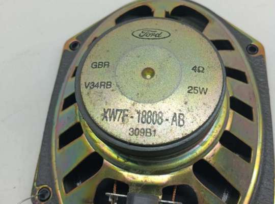 купить Динамик двери передней правой на Ford Focus I (1998-2005)
