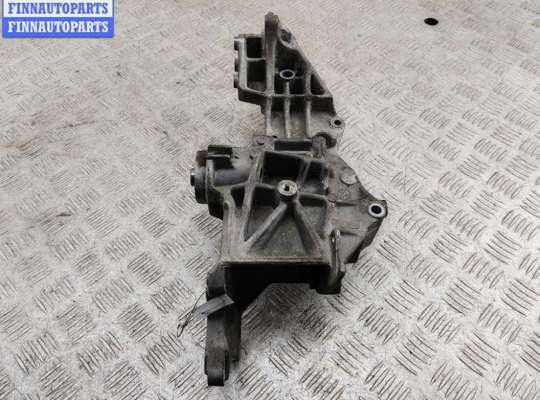 купить Кронштейн генератора на Audi A4 B5 (1994-2001)