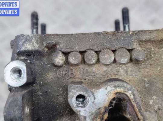 купить Головка блока цилиндров двигателя (ГБЦ) на Volkswagen Touran