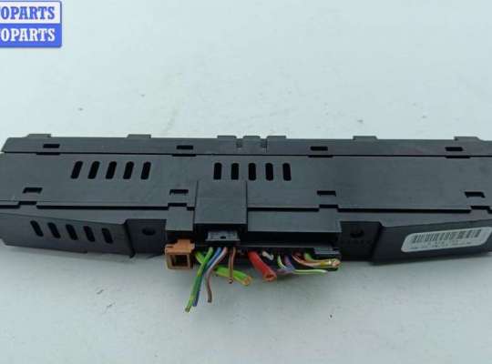 купить Кнопка обогрева сидений на BMW 3 E46 (1998-2006)