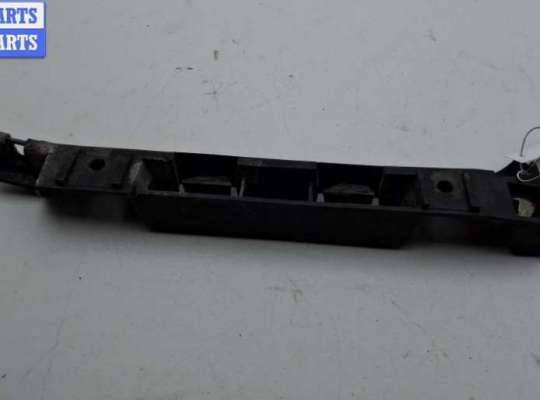 купить Кронштейн бампера переднего на BMW 7 E65/E66 (2001-2008)