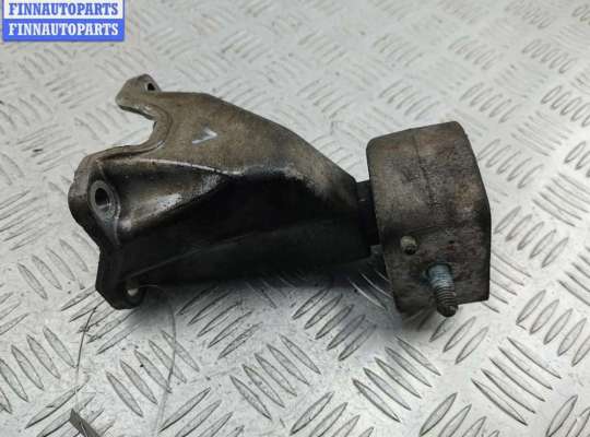 купить Кронштейн КПП опорный на Volkswagen Passat B5+ (GP)