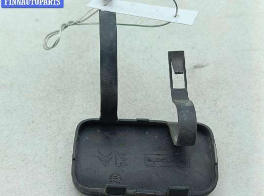 Решетка (заглушка) бампера на Peugeot 607