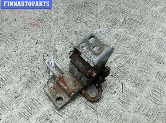 купить Петля двери передней левой на Audi A4 B5 (1994-2001)