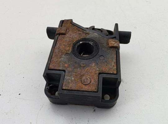Замок капота BM3721667 на BMW 3 E46 (1998-2006)
