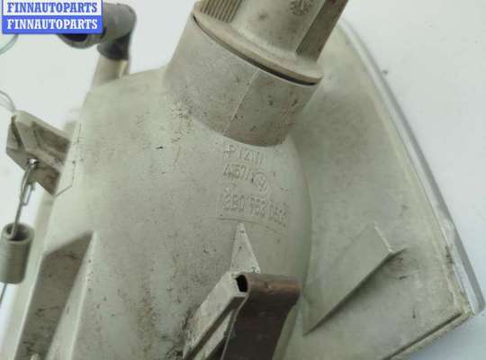 купить Поворотник (указатель поворота) правый на Volkswagen Passat B5